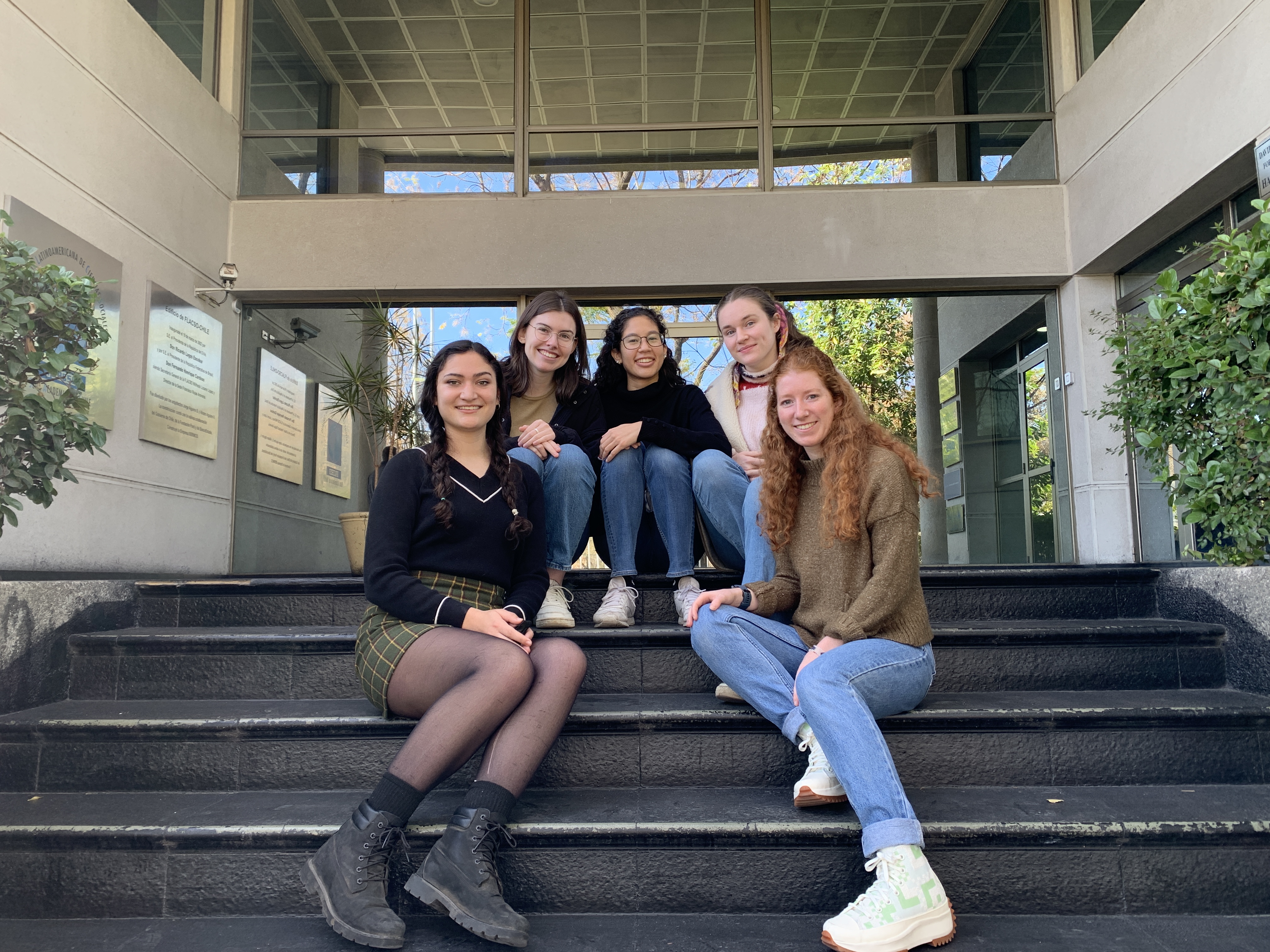 Conoce la experiencia de estudiantes de Columbia y Harvard que realizan pasantías en el CISS U. Mayor