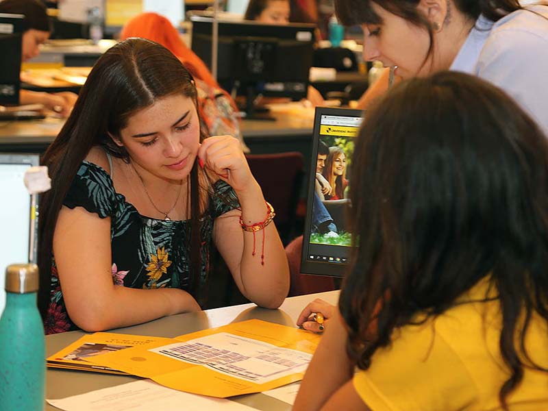 Admisión// U. Mayor ya completó cerca del 60% de sus vacantes para 2019