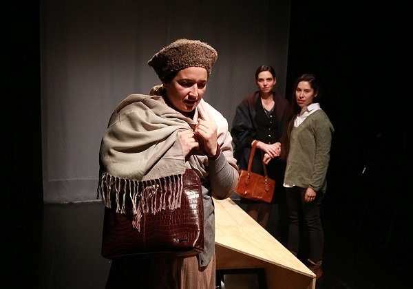 Cultura// “El País sin Duelo” hace su estreno en la Sala de Teatro de la U. Mayor