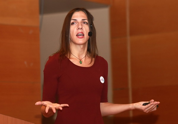 Seminario// Seminario “Infancia Trans y Educación” abordó los problemas de los niños transgénero en el sistema escolar