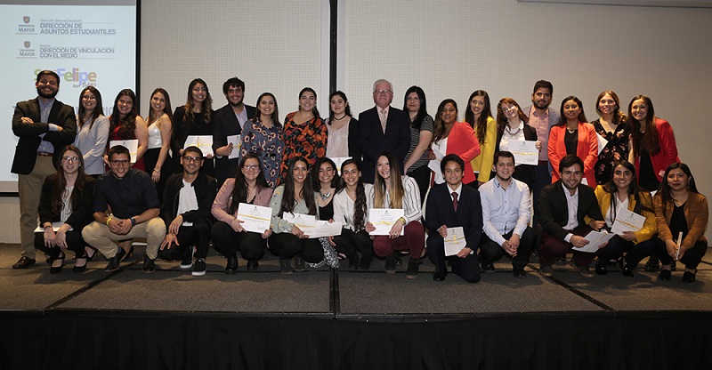 DAE// Estudiantes y académicos fueron distinguidos por su participación en los Trabajos Voluntarios realizados en San Felipe