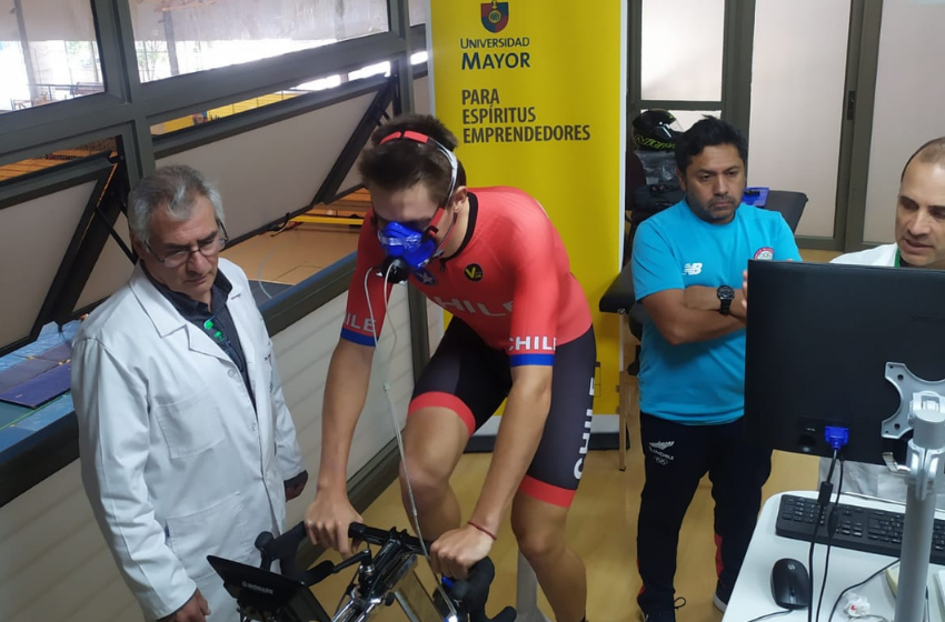 Centro CIFE U. Mayor realiza pruebas a cinco jóvenes ciclistas previo a competencia internacional